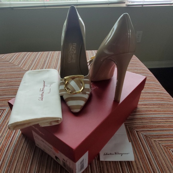 Perfect Pumps - Picture 2 of 6